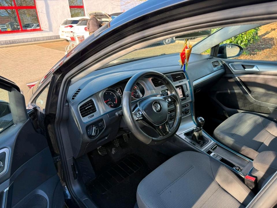 Volkswagen Golf VII - 8