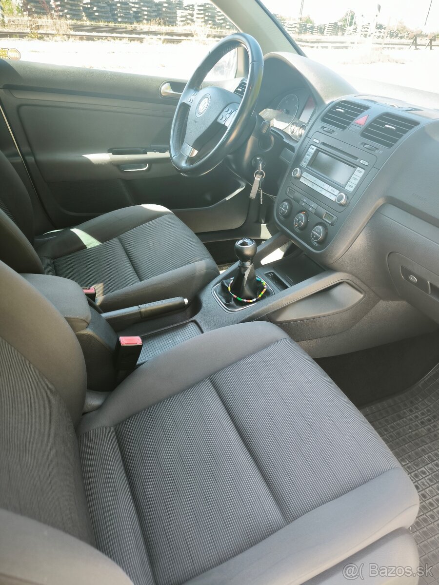 VW Golf 5 1.9 tdi - 8