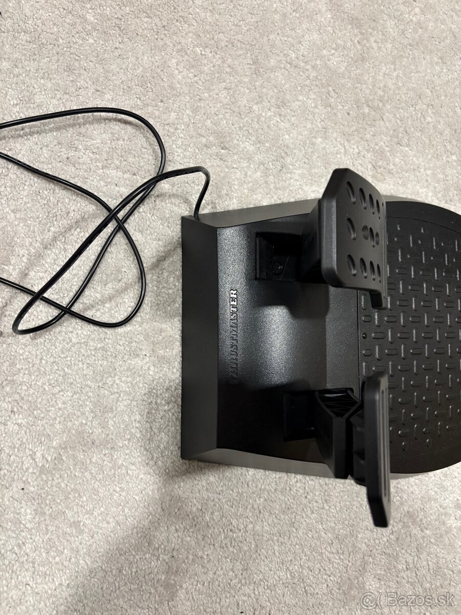 Predám volant na PS značky Thrustmaster T80 Ferrari 488 GTB - 8