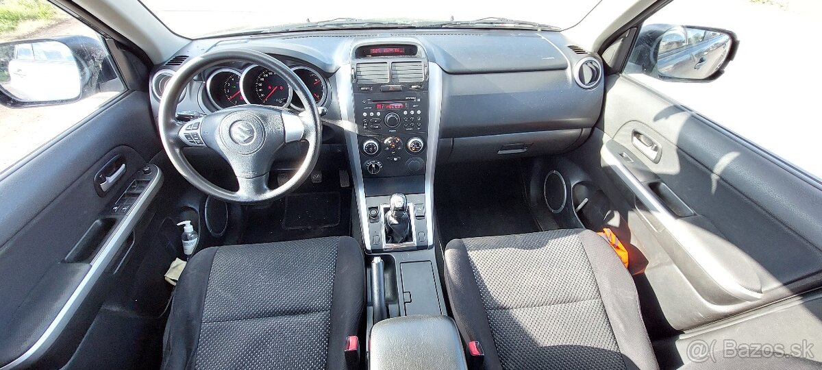 Suzuki Grand Vitara - 8
