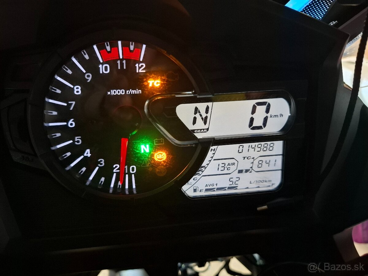 Suzuki DL 650 V-strom XT - 8