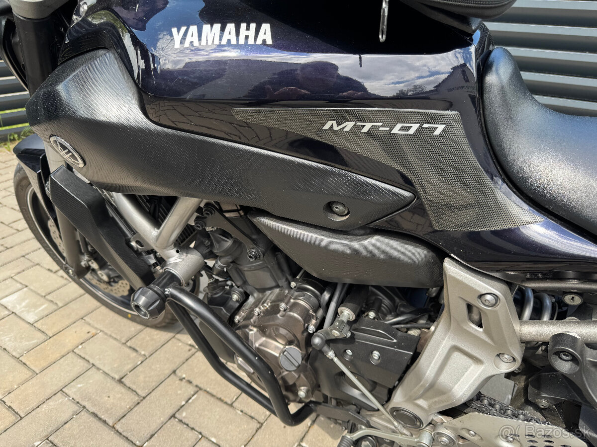 Yamaha MT-07 1 - 8
