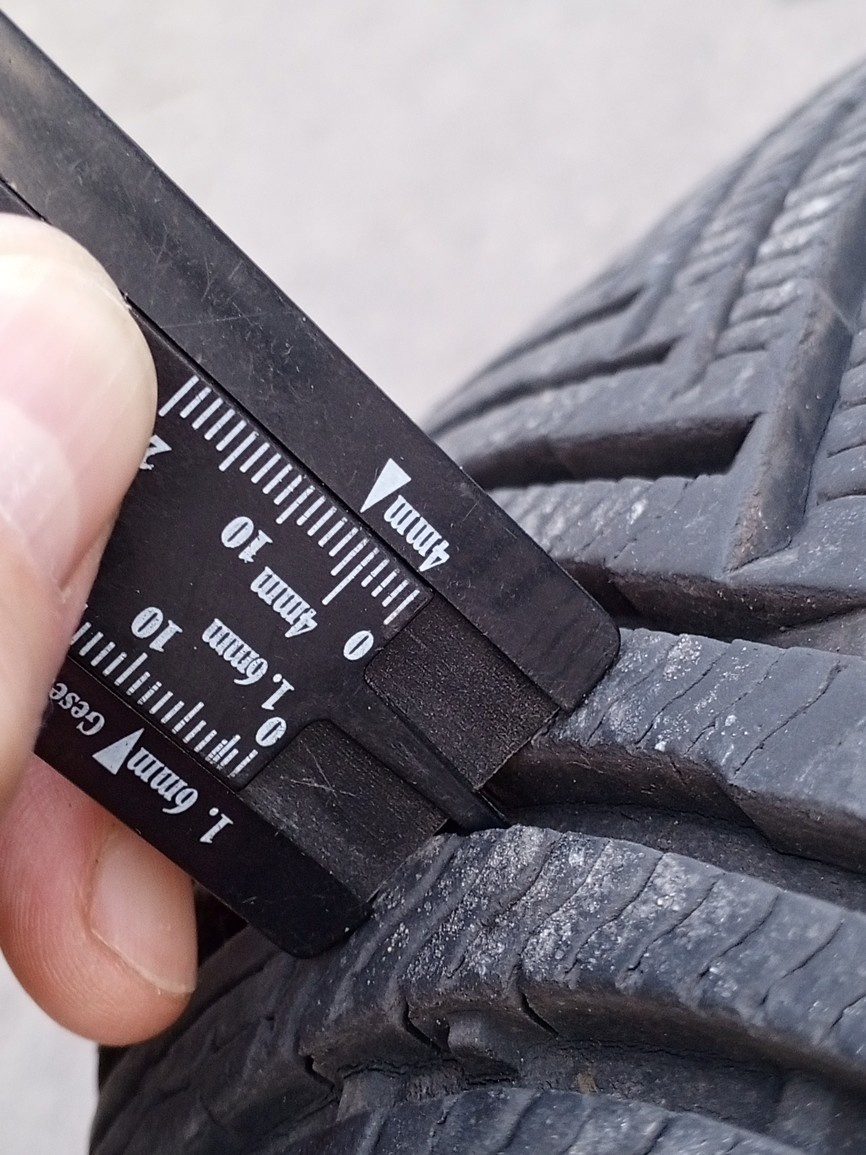 195/65 R 15 MICHELIN - 8
