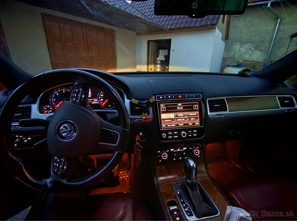 VW Touareg - 8