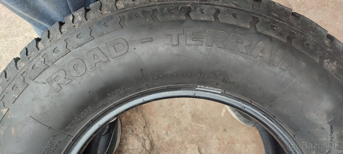 Pneumatiky 265/70 R16 - 8