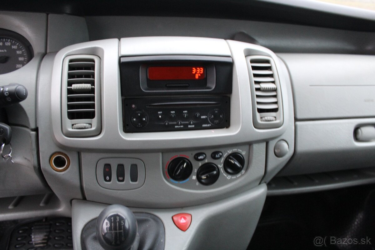 Renault Trafic 2.0DCI 84kw 9 miestne Top Stav - 8