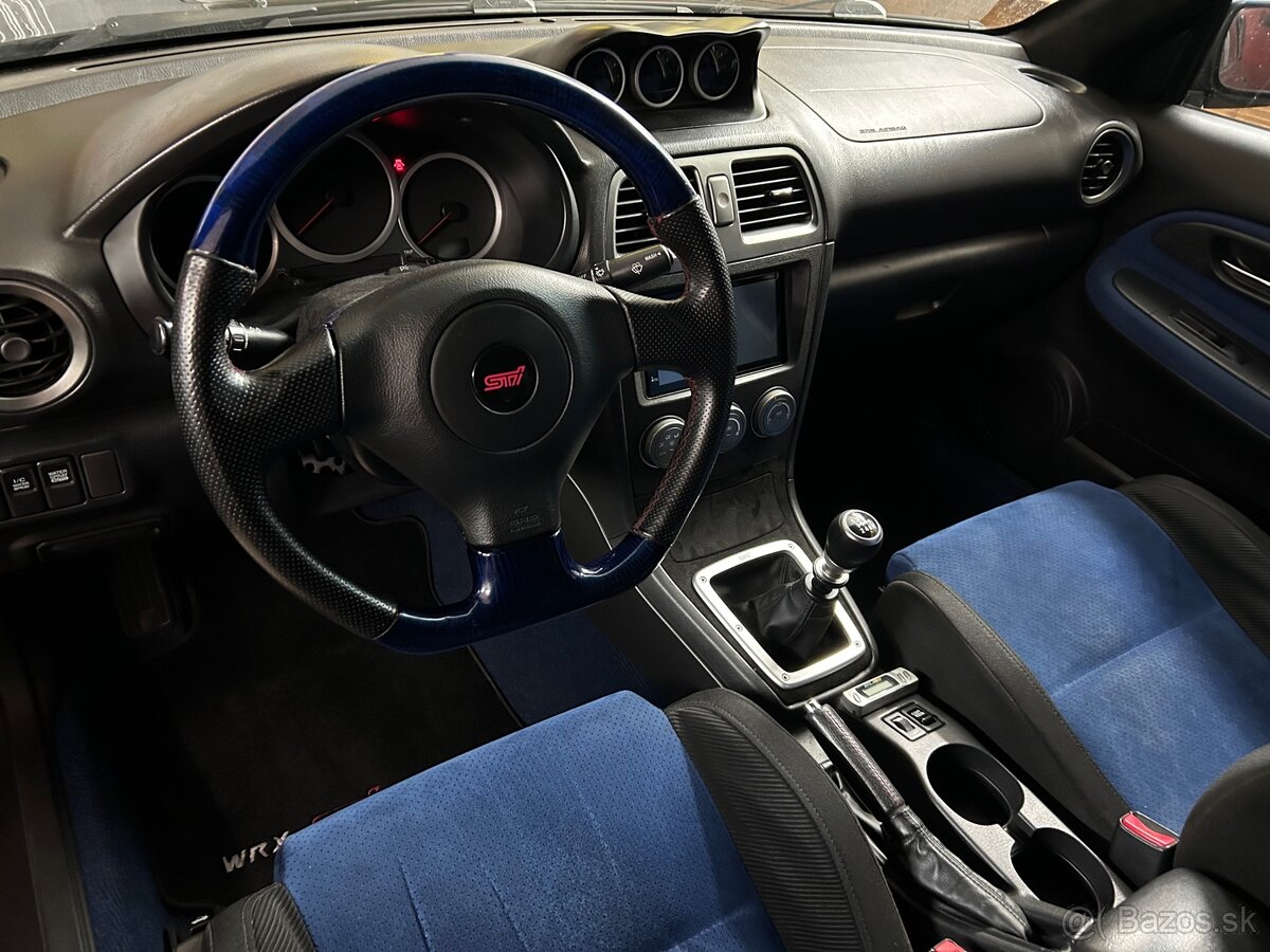 Subaru Impreza wrx sti - 8