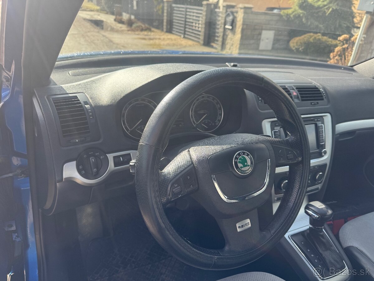 Škoda Octavia RS 2.0 TDI CR DSG - 8