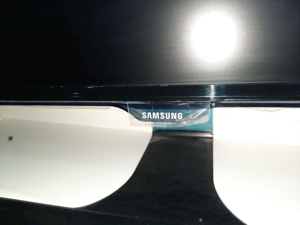 samsung TV - 8
