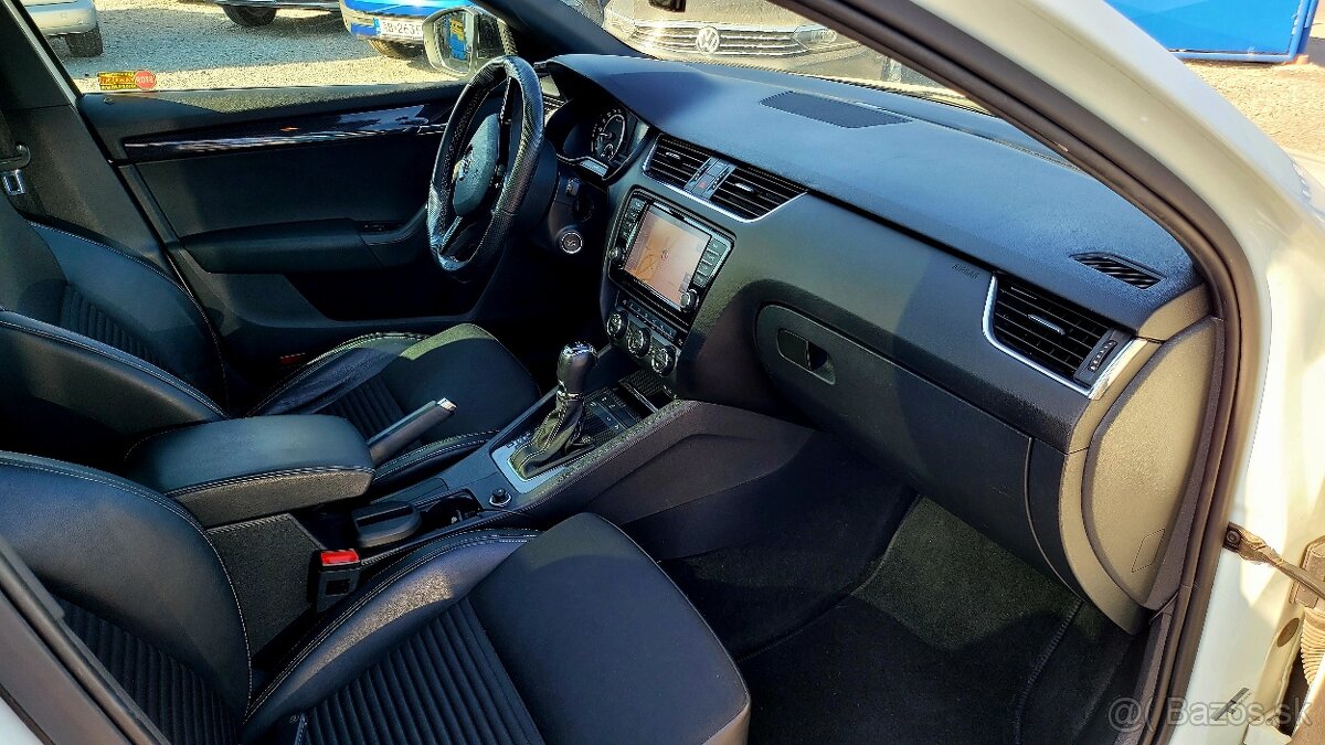 Škoda Octavia Combi 2.0 TDI DPF RS DSG - 8