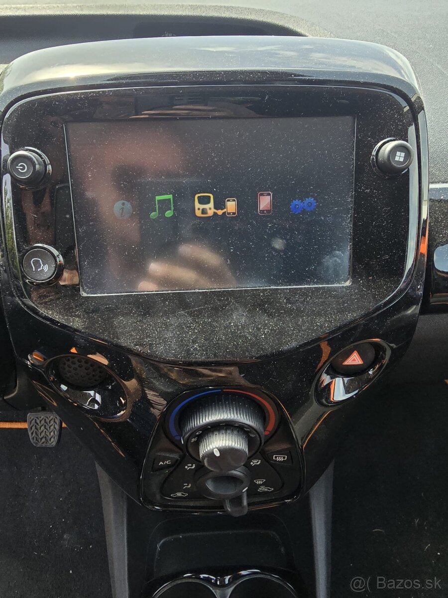 Toyota Aygo 1,0-l-VVT-i 2019 POJAZDNE, 53 kW, AUTOMAT - 8