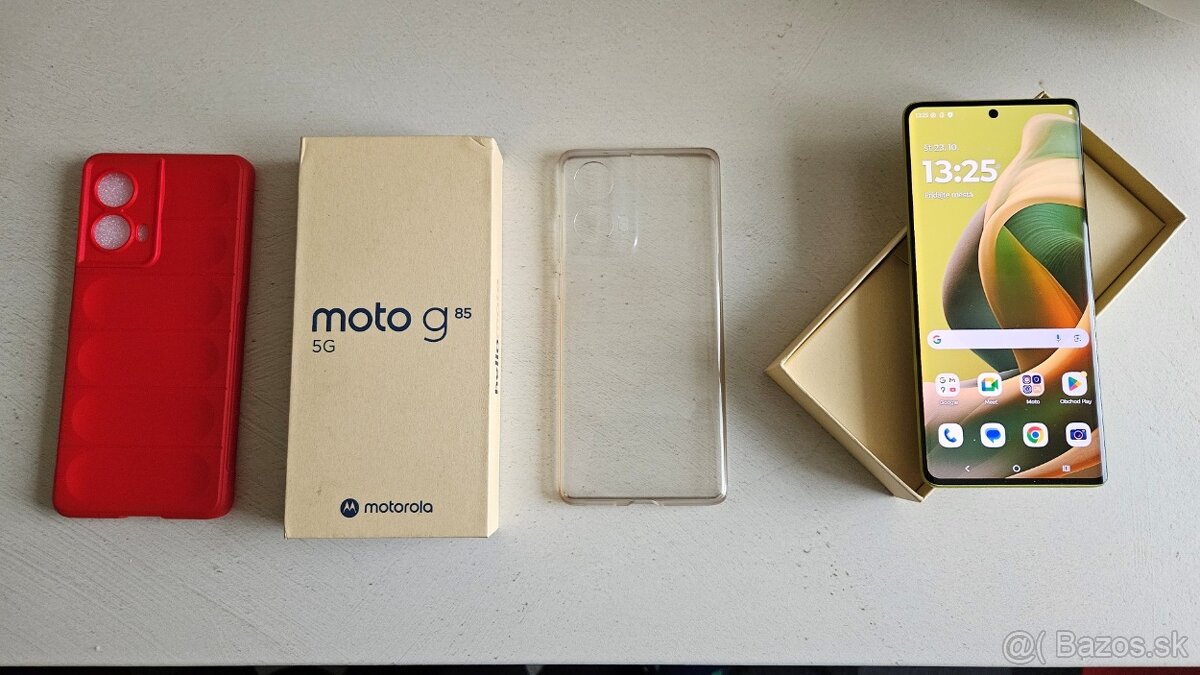 Motorola Moto G85 - krásna farba, stav nového - 8