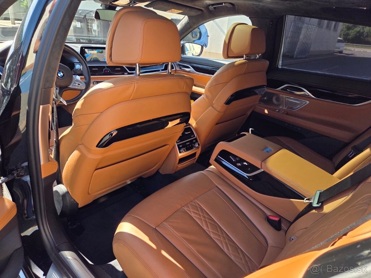 Odstúpim leasing BMW 750d Xdrive - 8