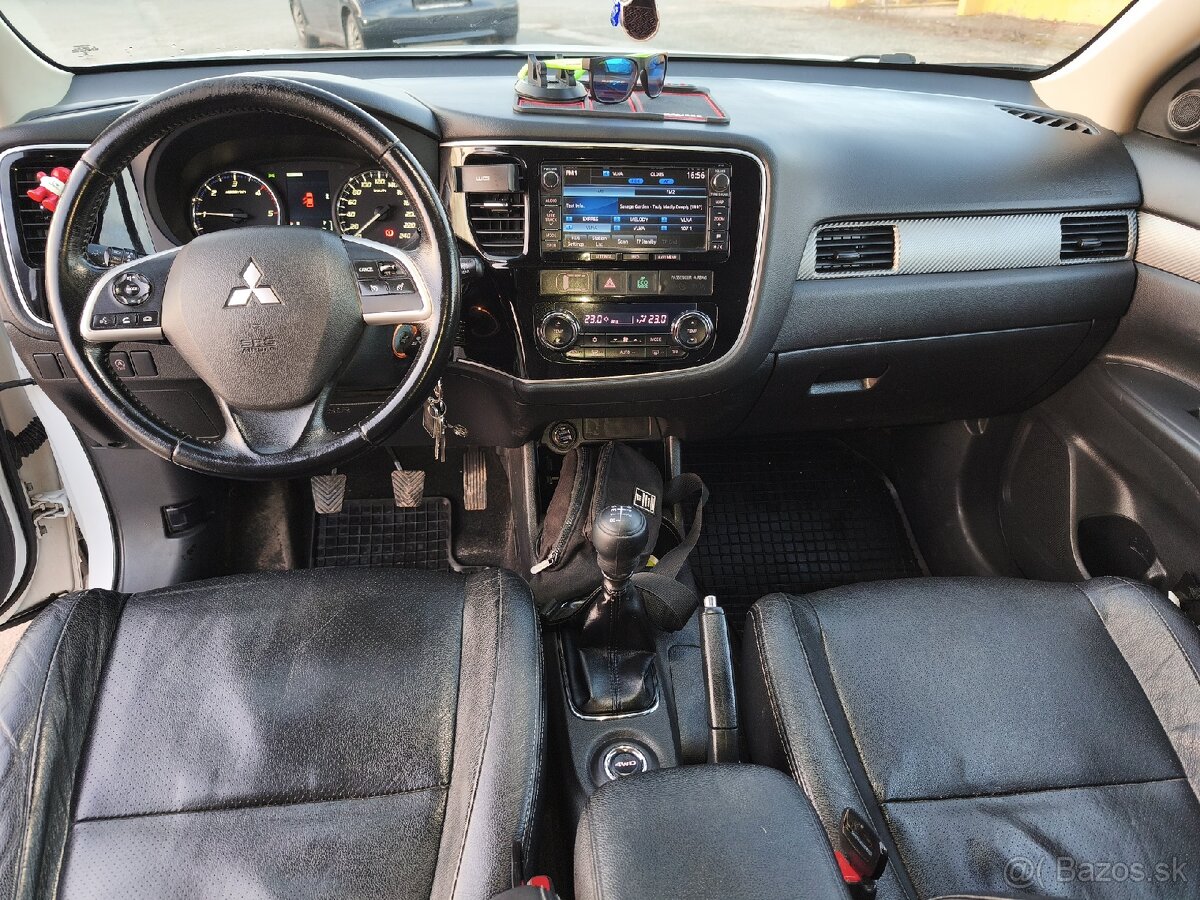 Predám Mitsubishi Outlander III - 8