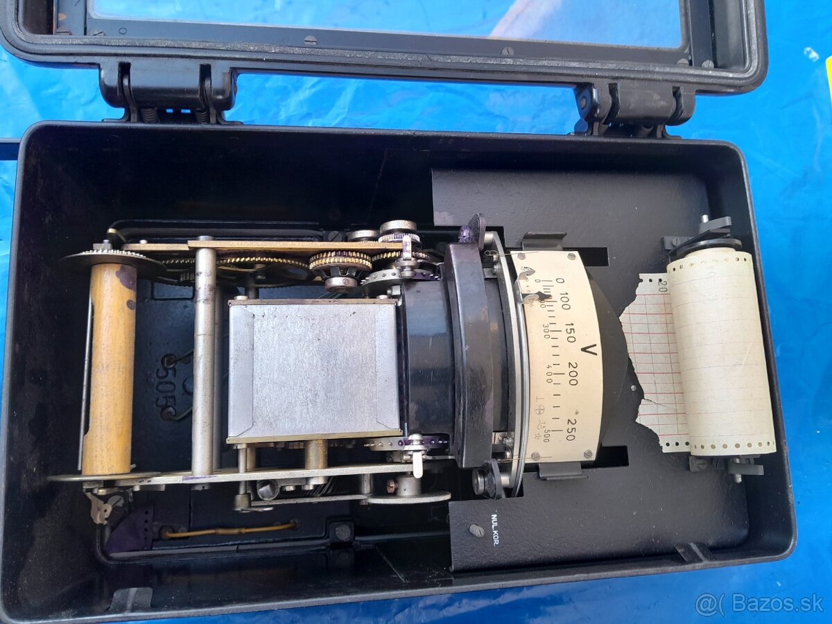 Voltmeter,ampérmeter,smaltované tabuľky. - 8