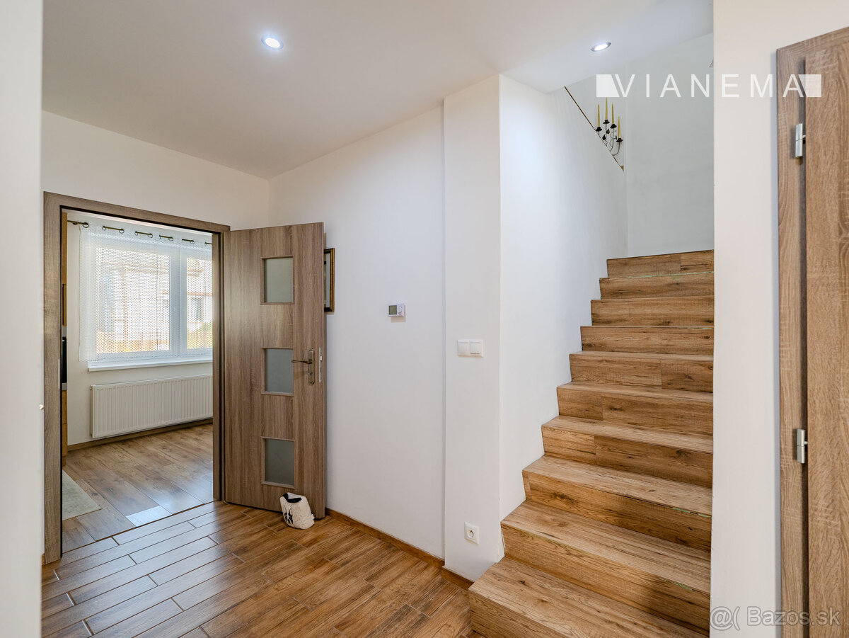 IBA U NÁS Na predaj veľký 5i rod. dom v Kálnici 940m2, NVM - 8