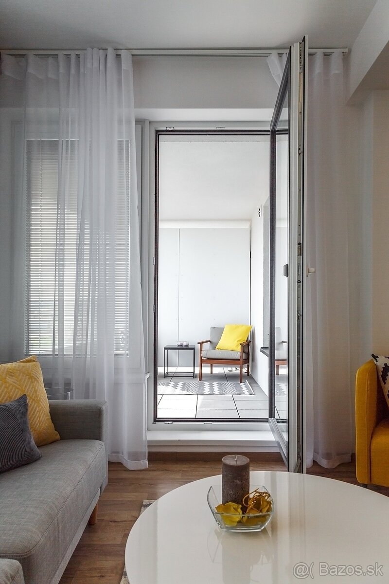 NA PREDAJ 2i BYT S BALKÓNOM, ŠANCOVA ULICA, PREMIÉRE - 8