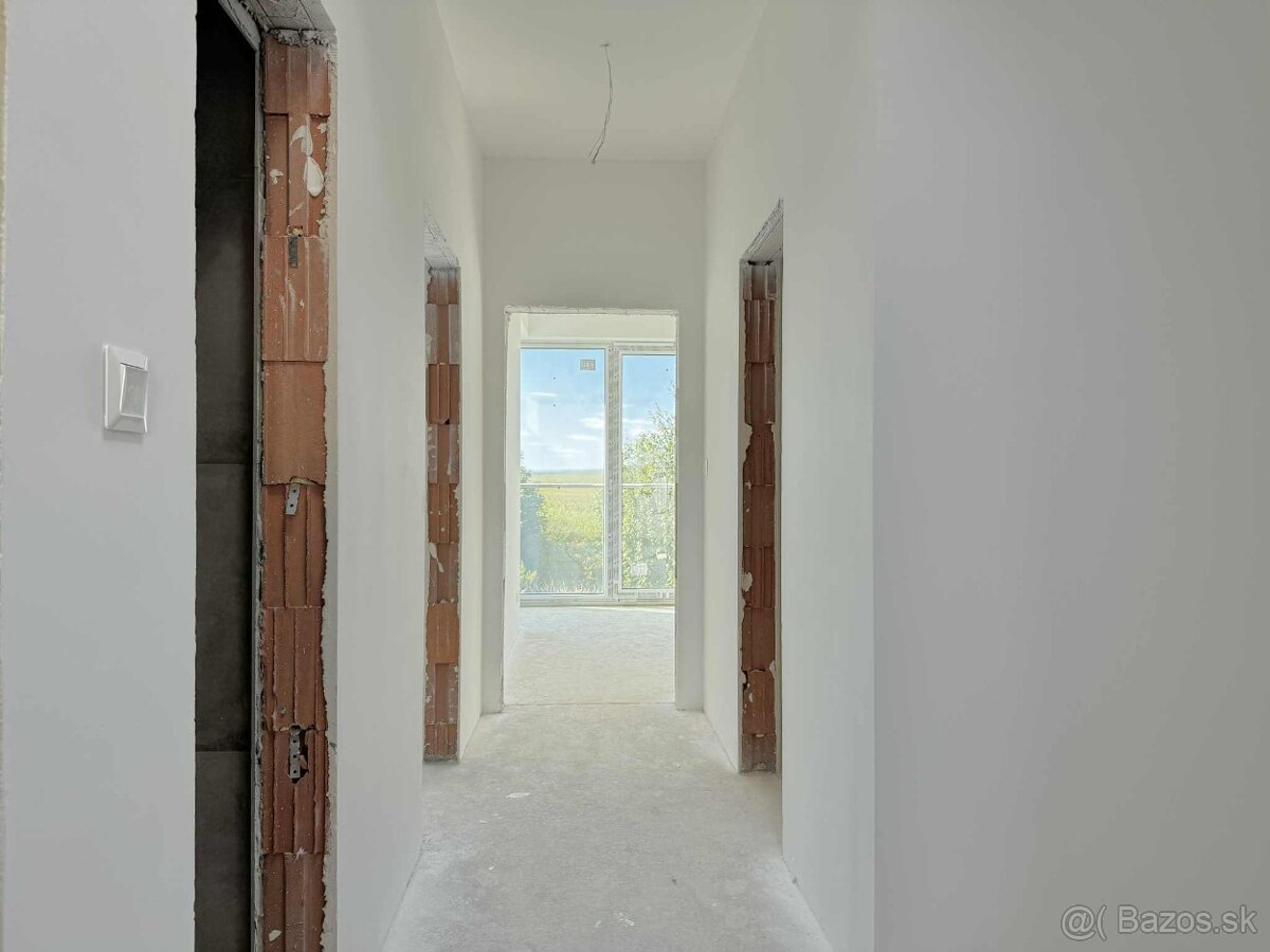 LUNA | RODINNÝ DOM č. 2 s garážou, výhľady na Vysoké Tatry - 8