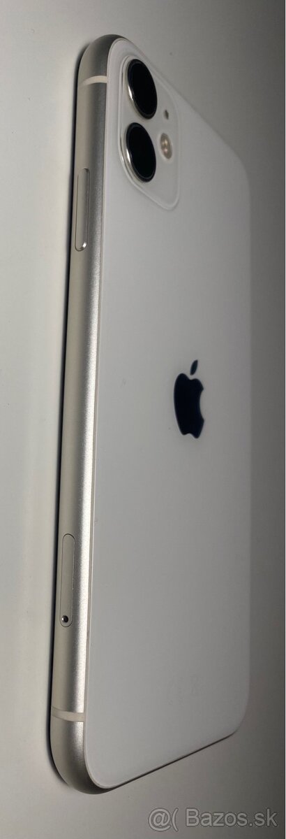 iPhone 11, batéria 81% - 8