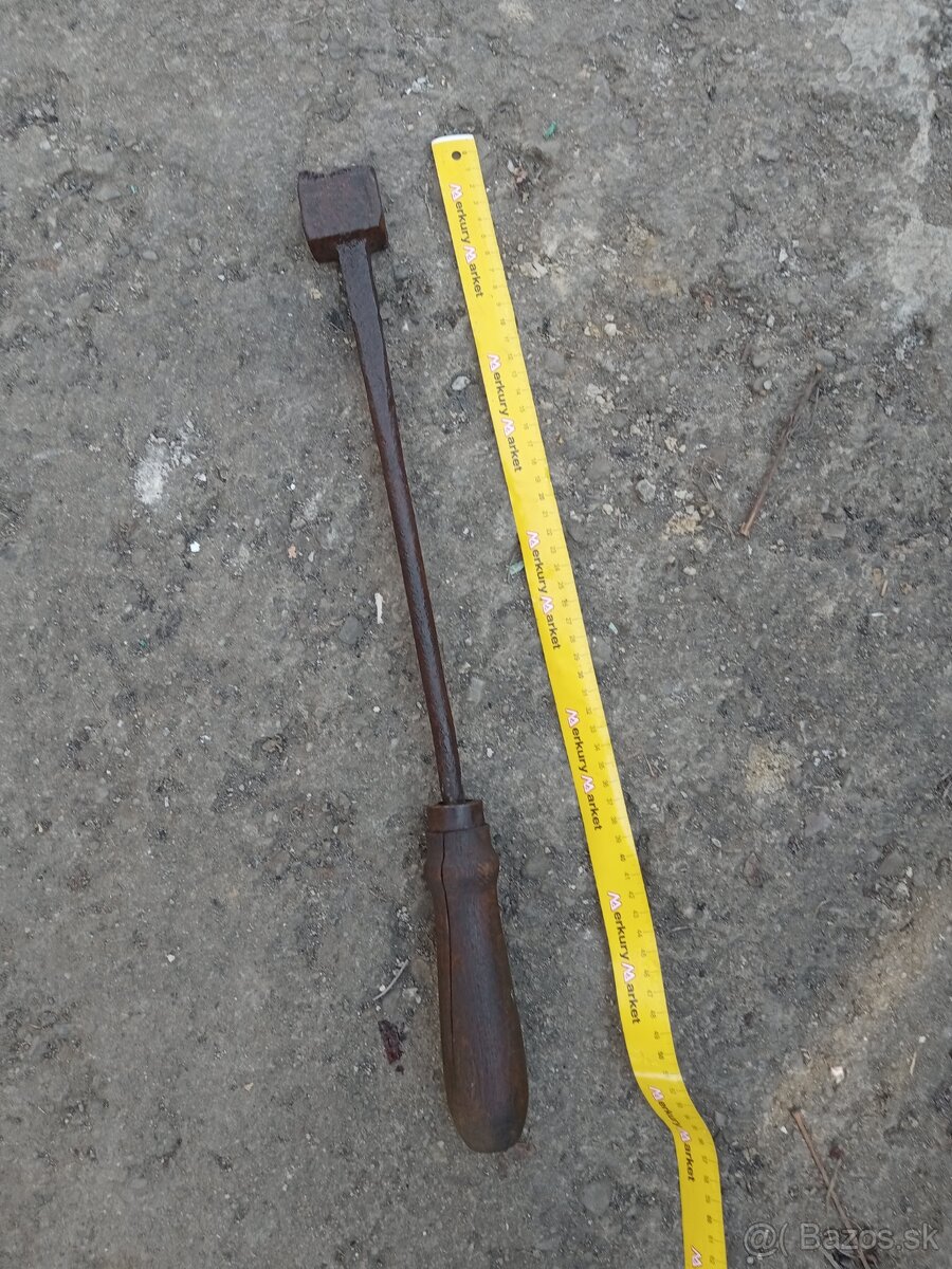 Náradie s drev.ručkou - 8