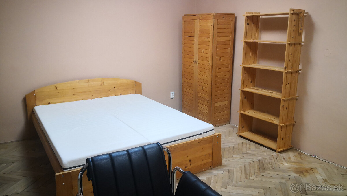 Predám 3+1 izbový veľký byt v Kalnej nad Hronom - 8