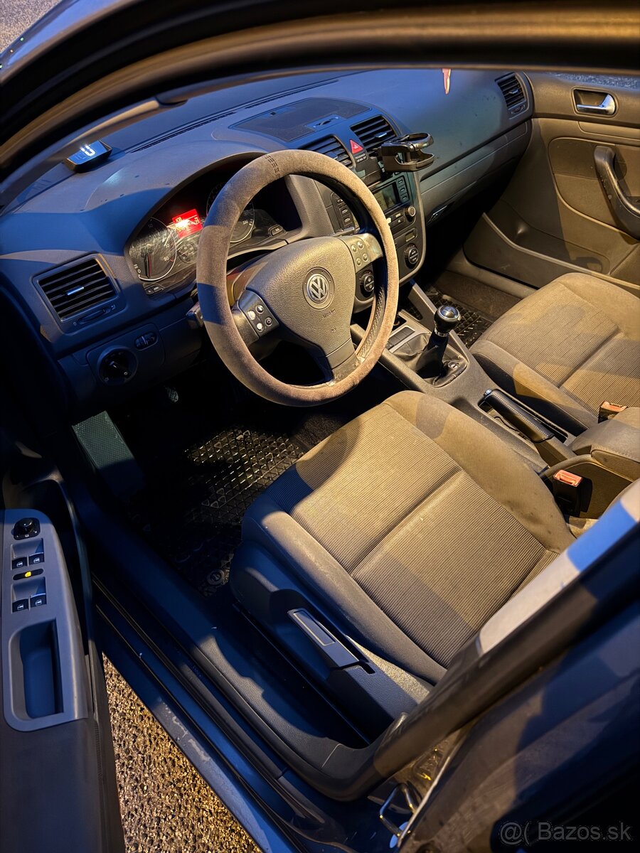 GOLF 5 1.4FSI 2004 TOP STAV - 8