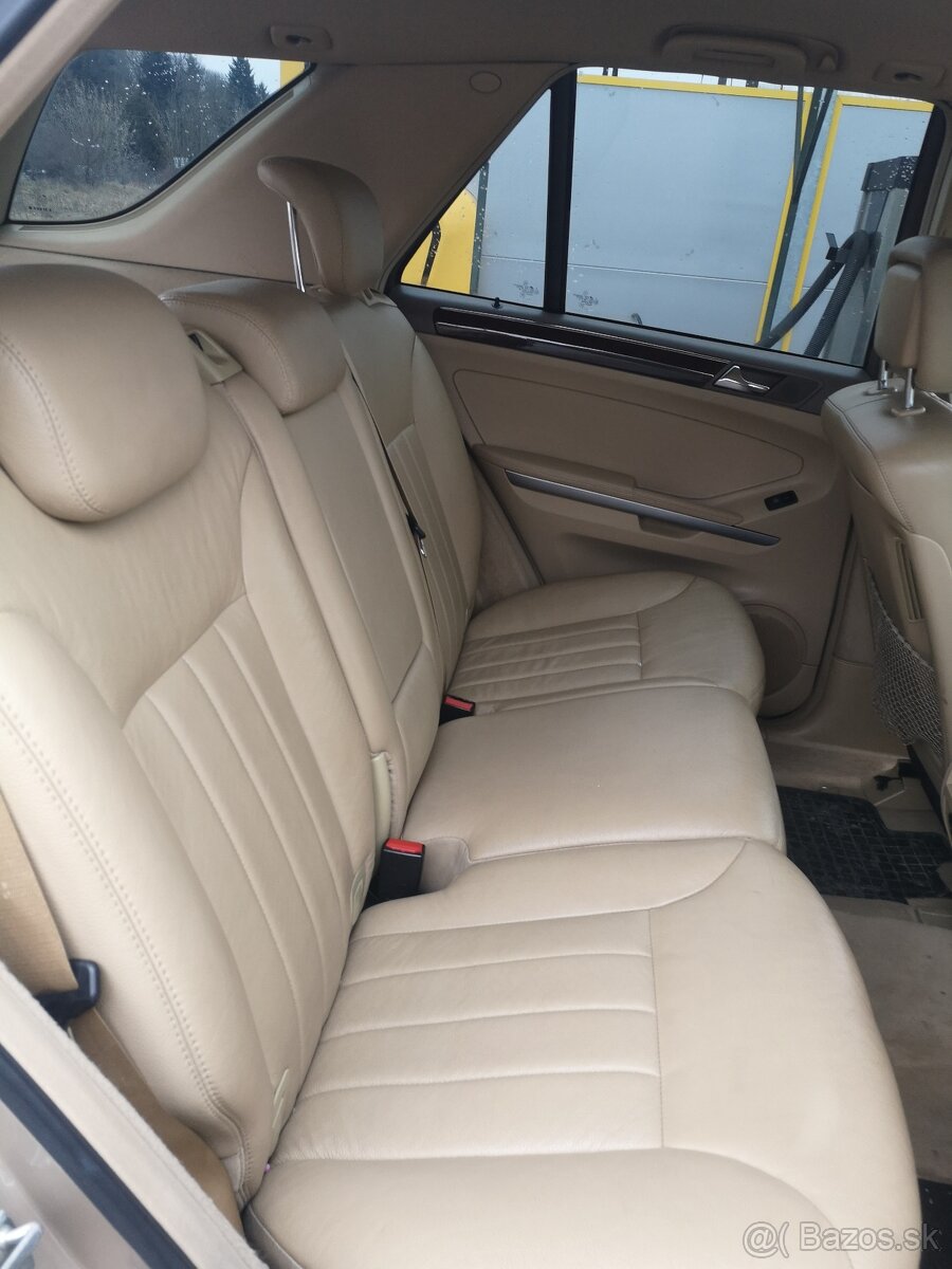 Mercedes-benz ML - 8