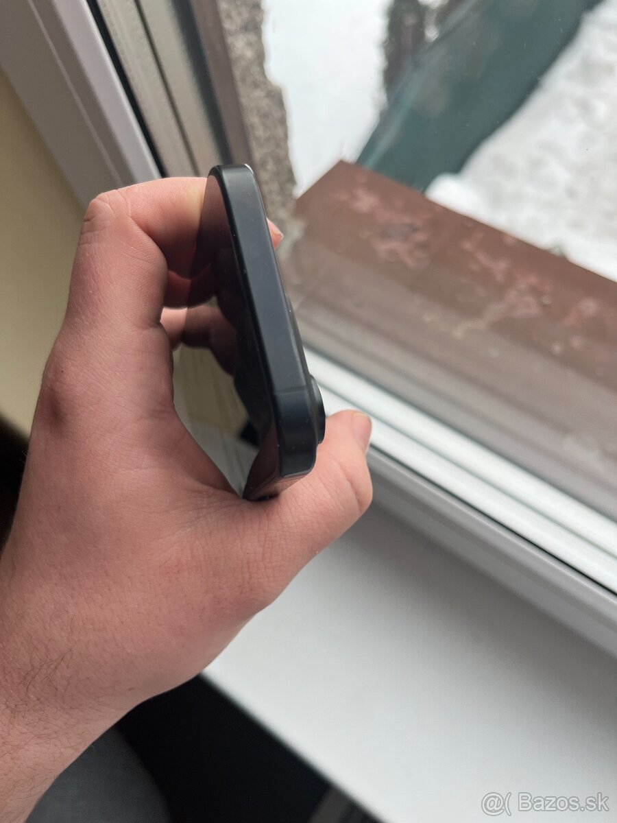 iPhone 16 Pro 128GB Black Titanium - 8