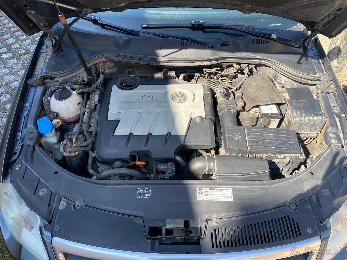 Volkswagen Passat B6 - 8