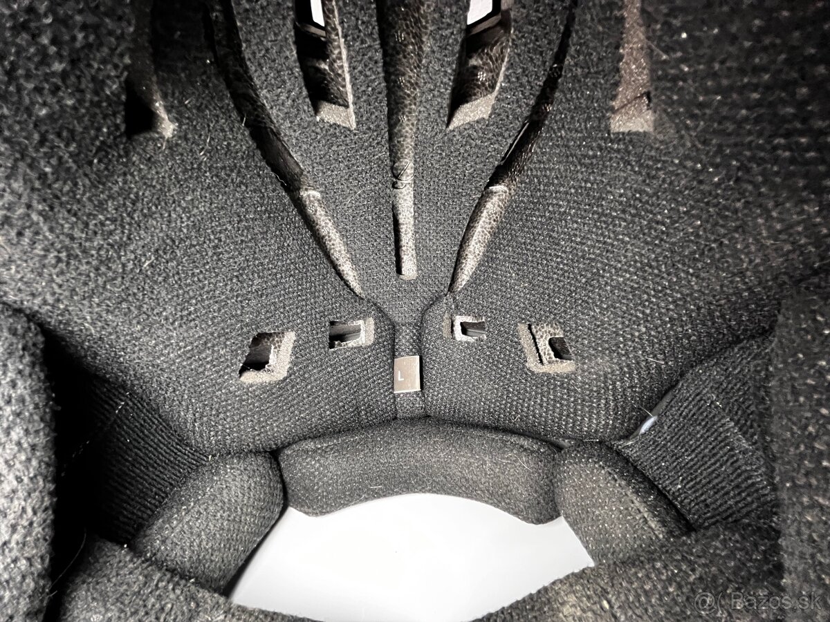 Downhillová prilba Bell - 8