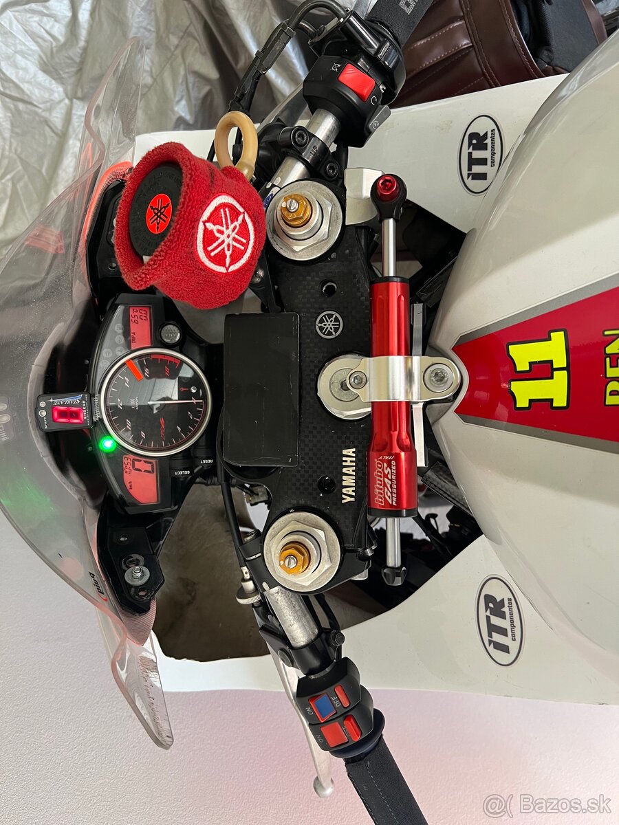 Yamaha r6 okruh - 8