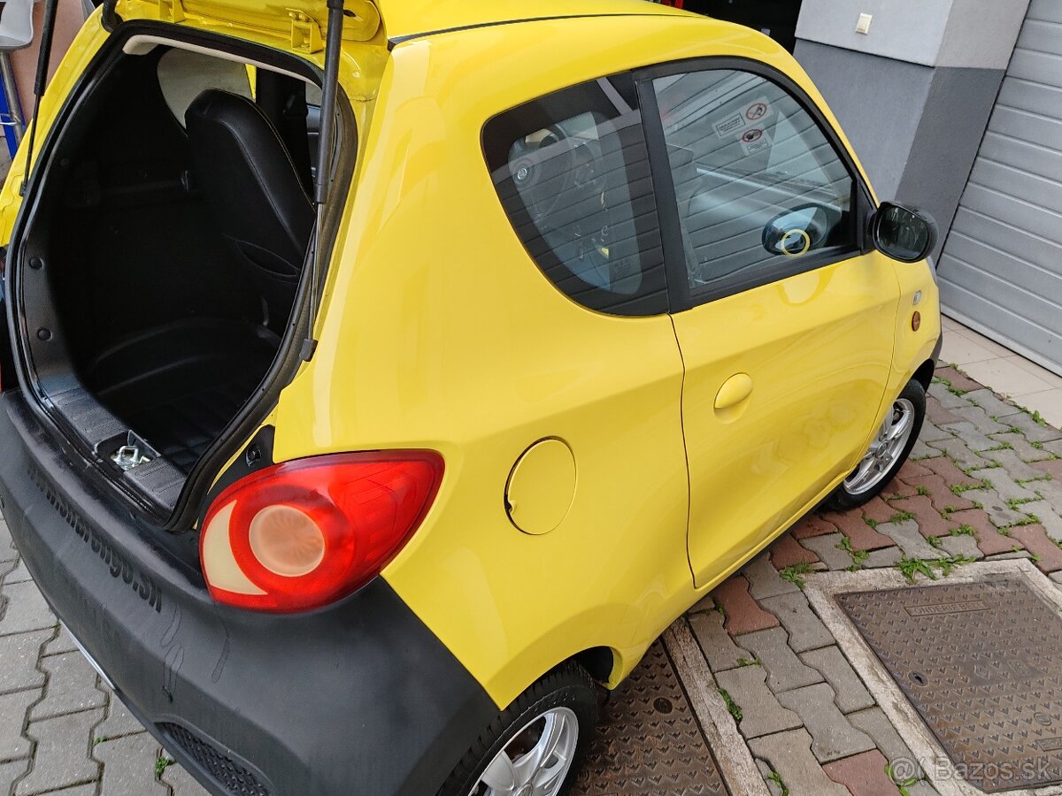 Elektromobil Zhidou - 8