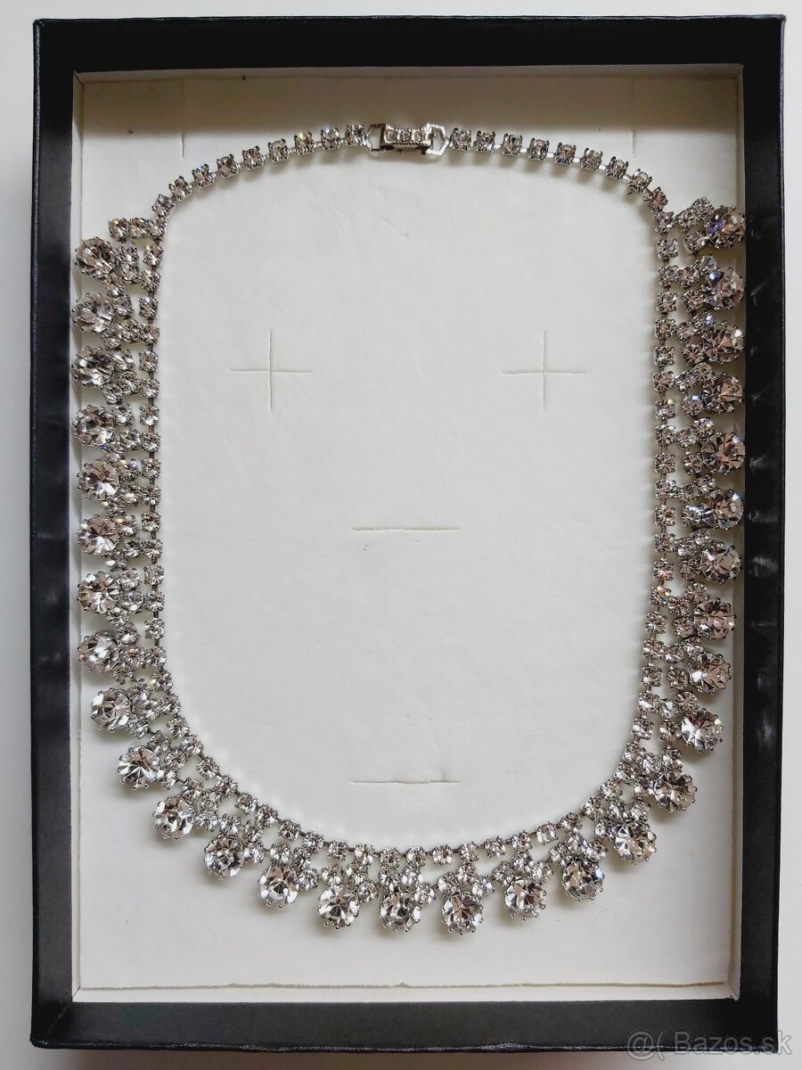 3 ks rôzne krasne bižu nahrdelniky - 8