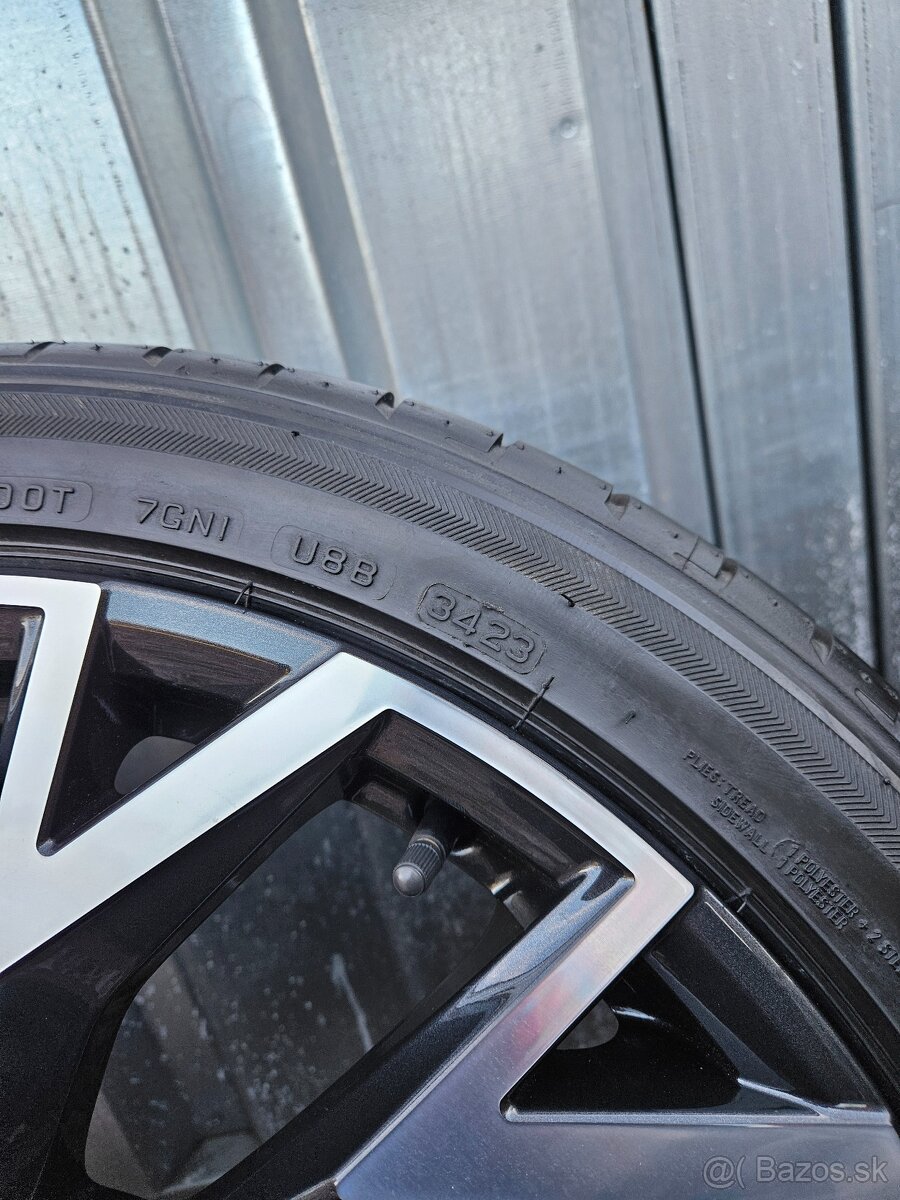 Letní alu kola Helix 19" Škoda Superb 235/40 R19 - 8