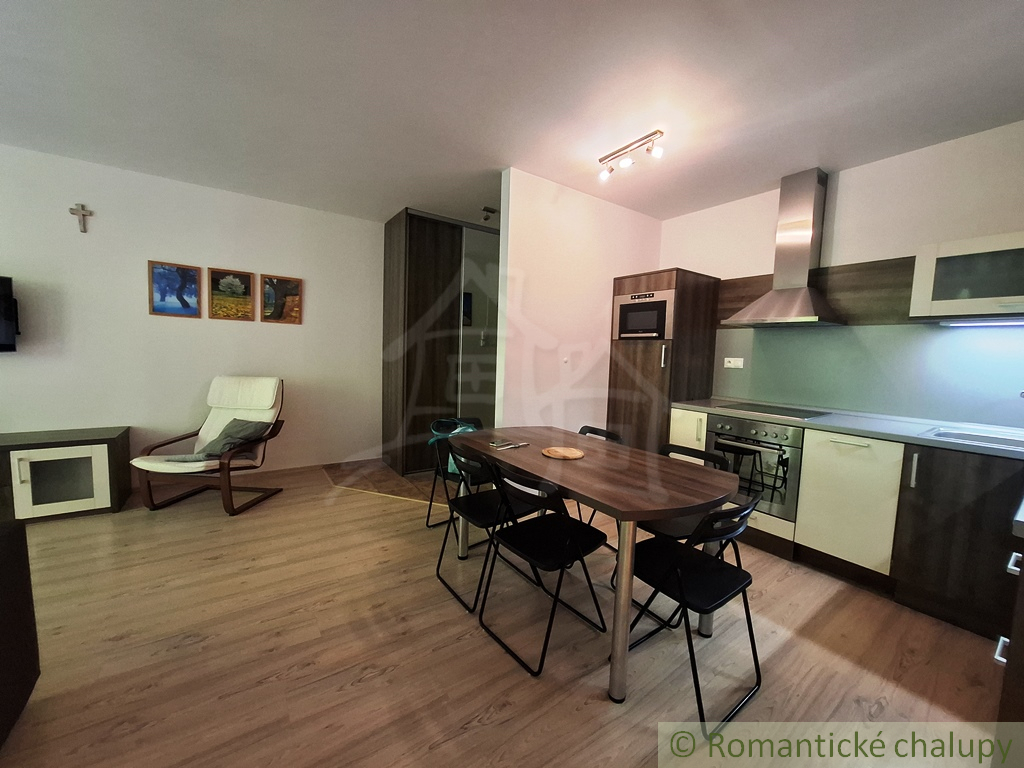 Cena dohodou Investičný plne zariadený apartmán v rekre - 8