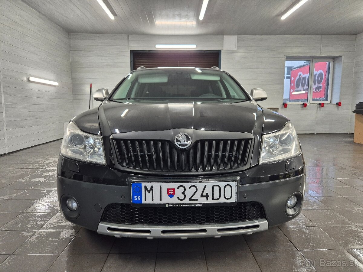 Škoda Octavia Scout - 8