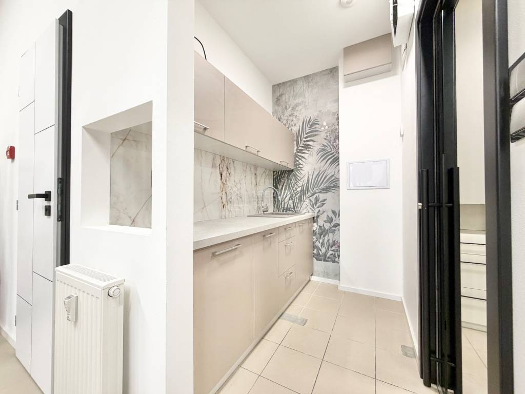 Moderný obchodný priestor 91 m2 na predaj pri OC Dubeň, Žili - 8