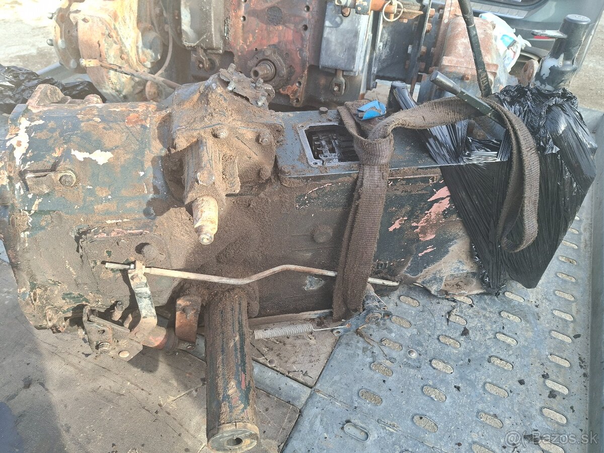 ROZPREDAM TRAKTOR ZETOR 6245,7245 PO CASTIACH,NA DIELY - 8