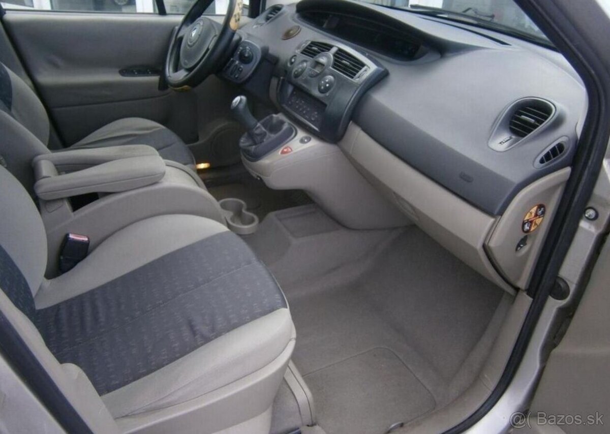 Renault Scénic 1.6i serviska benzín manuál 83 kw - 8