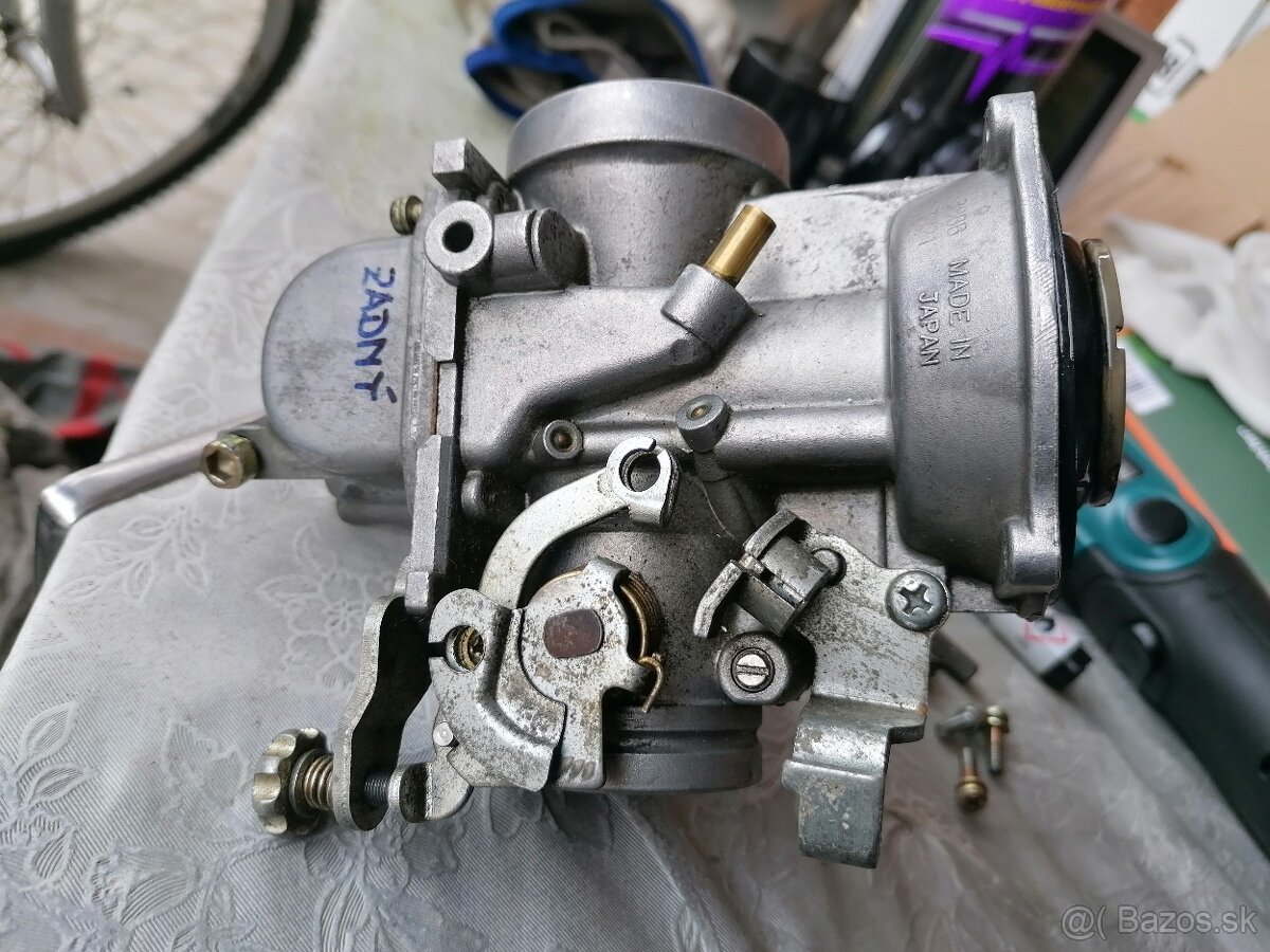 Suzuki 1400 Intruder - 8