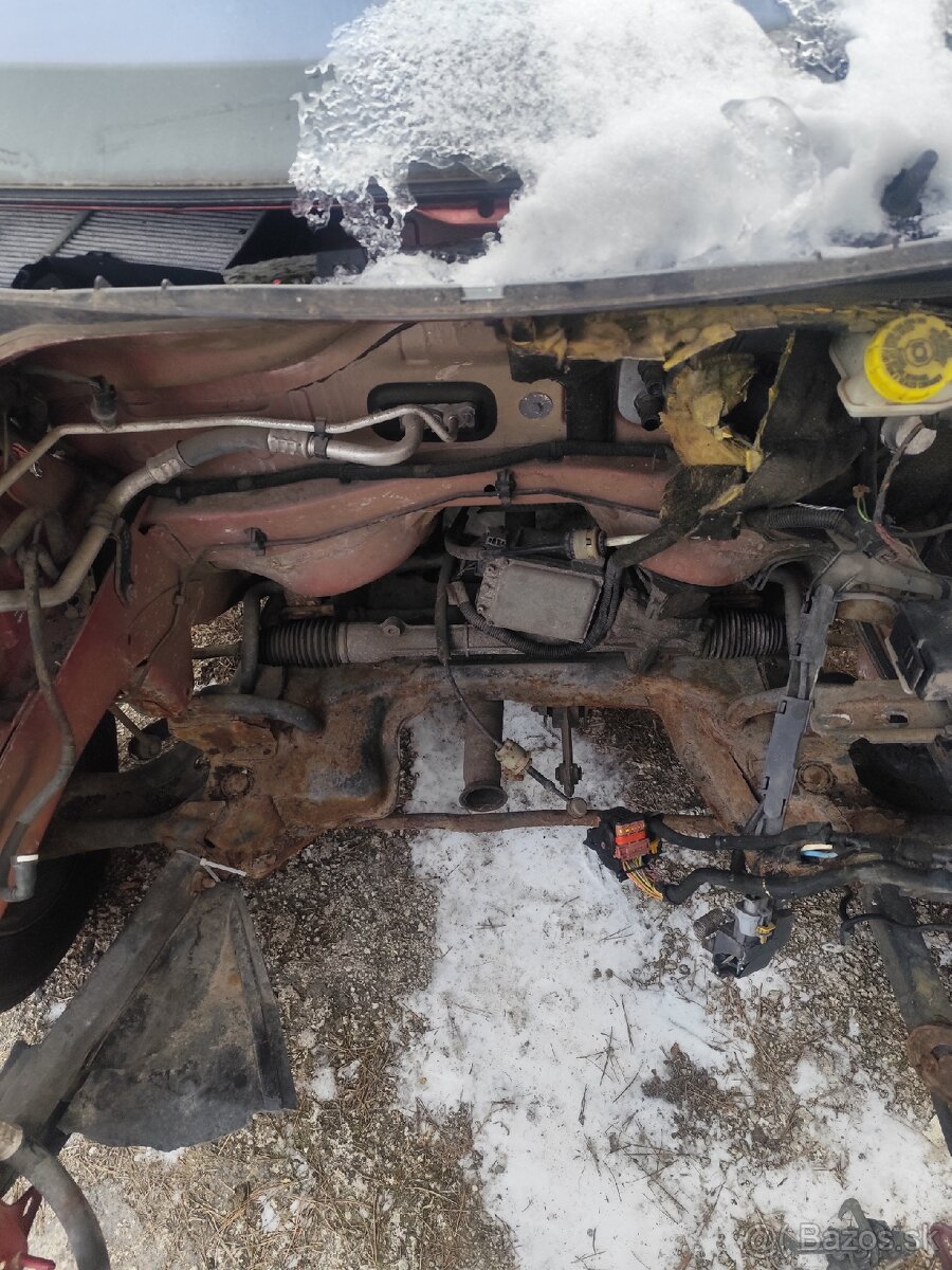 Peugeot 207 - 8