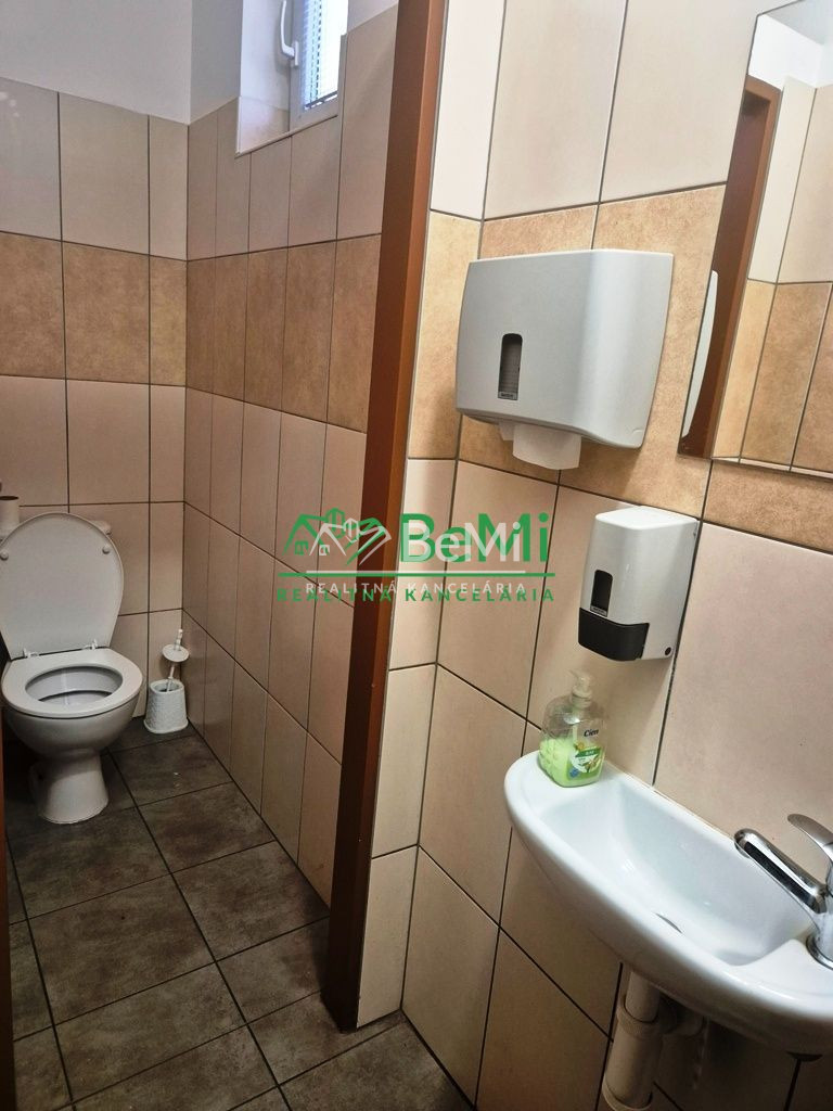 Autoumyváreň s kaviarňou a dvomi bytmi ID: 059-18-STK - 8