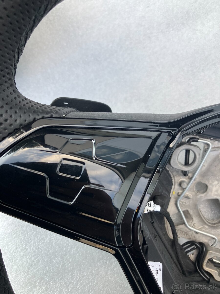 volant kůže DOTYK MULTI s řazením VW GOLF VIII GTI - 8