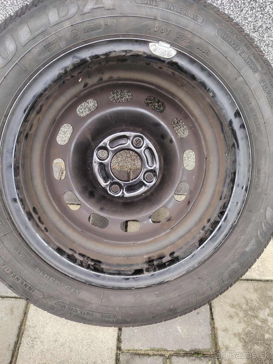 Predám komplet sadu kolies Ford Fiesta - 8