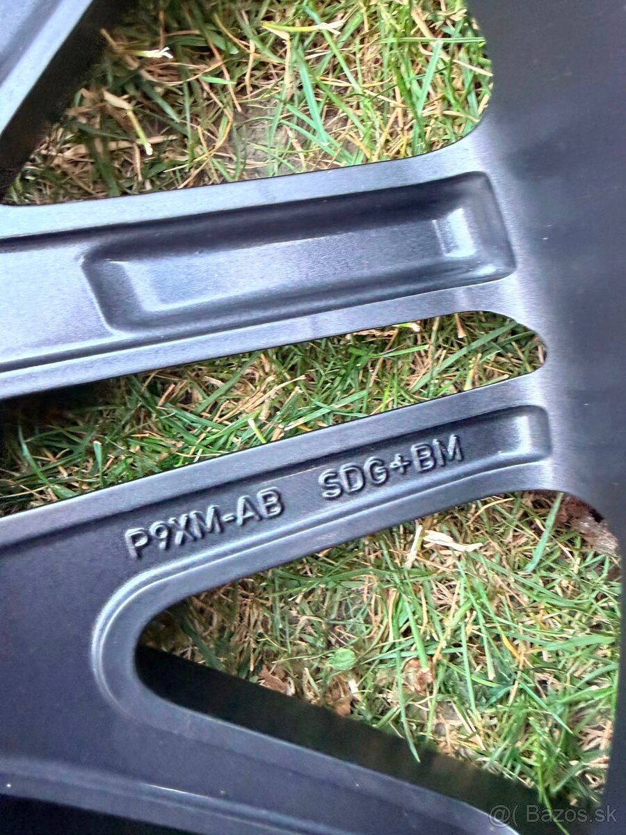 ORIGINÁL RANGE ROVER SPORT SVR R22 L461 285/45/22.305/40/22 - 8