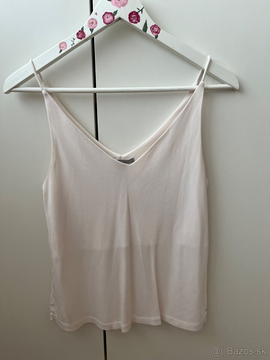 DARUJEM za odvoz: Rôzne topy a tričká - 8