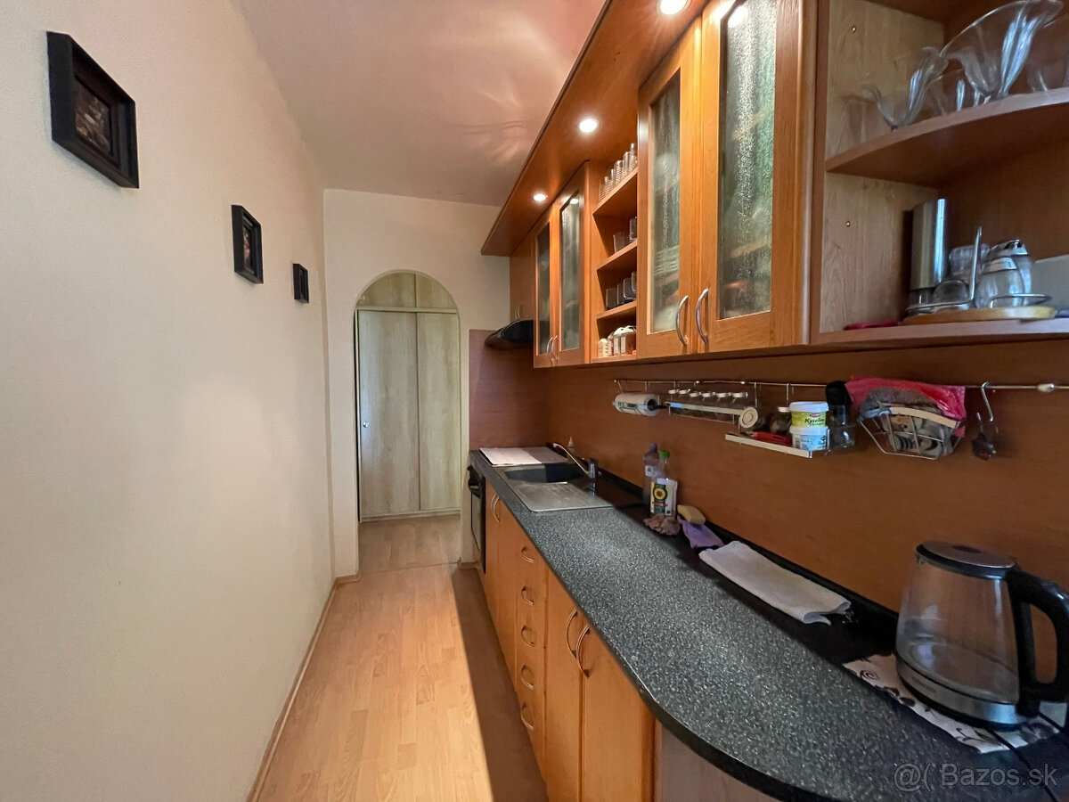 Predaj 3 izbový byt 73m² -ul Nešporova Šaľa - 8