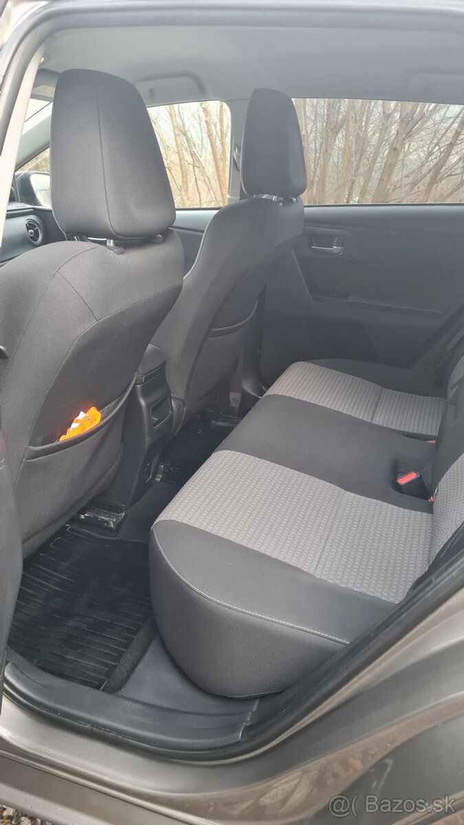Toyota Auris 1,6 Valvematic MT6 Active Trend Plus - 8