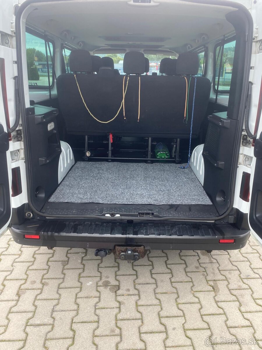 Fiat Talento 9 miestna dodávka - 8