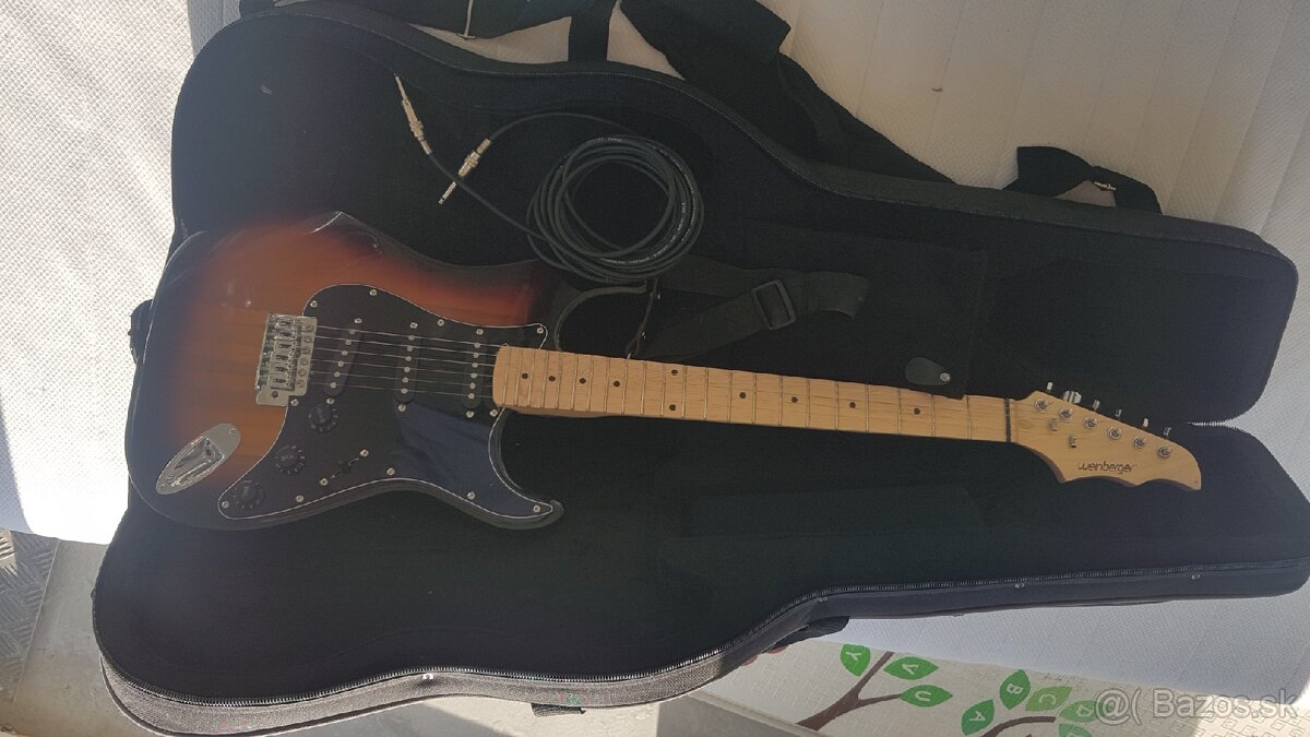 Predám elektrickú gitaru Weinberger a Combo - 8